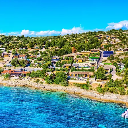 New Horizons Szálloda 3*