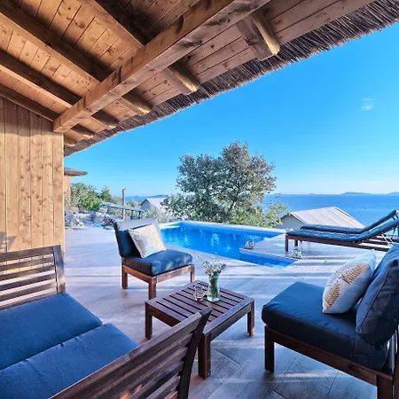 New Horizons Hotel 3*